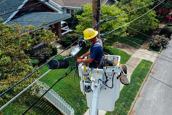 Cover of ERRA EMER COM Report on DSO Network Tariff Structure